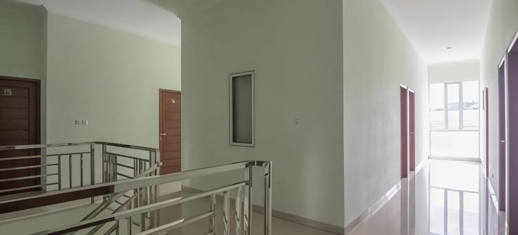 RedDoorz at Hotel Griya Gatsu Lampung图片