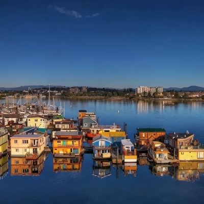 <5天>【白马市极光追逐之旅】·4晚营地追光/乘车追光：白马市区游+自由活动(可选狗拉雪橇、冰钓、温泉、滑盘等丰富冬季活动)
