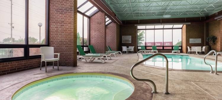 埃文斯维尔机场舒适酒店(Comfort Inn & Suites Evansville Airport)图片