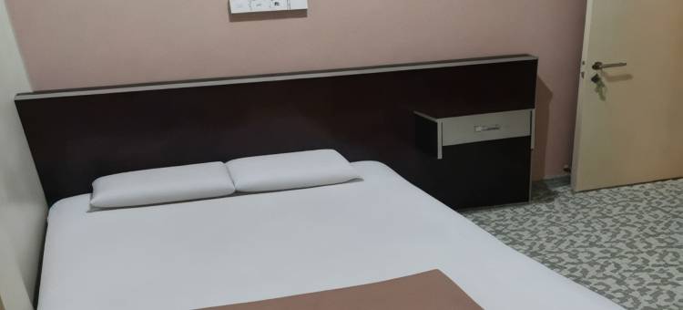 克马曼滨海酒店(Marina Hotel Kemaman)图片