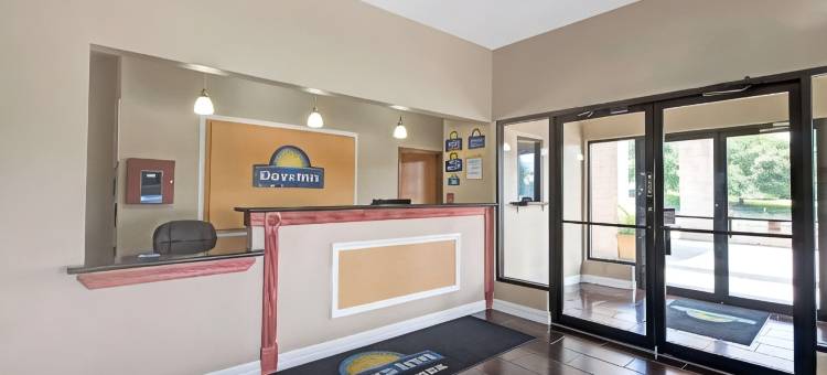 圣安东尼奥戴斯酒店-近嘉年华公园(Days Inn by Wyndham San Antonio Near Fiesta Park)图片