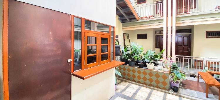 林巴库RedPartner巴图阿隆阿隆广场伊斯兰教法民宿(Rimbaku Homestay Syariah near Alun Alun Batu RedPartner)图片