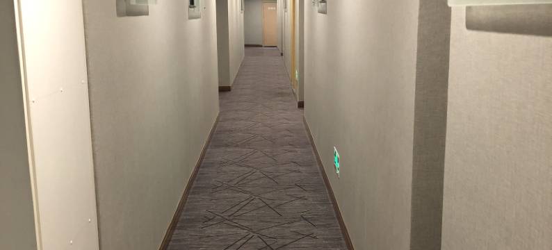 际庭酒店(上海胸科医院虹桥路地铁站店)图片