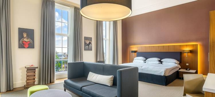 普莱斯酒店(The Place Hotel)图片