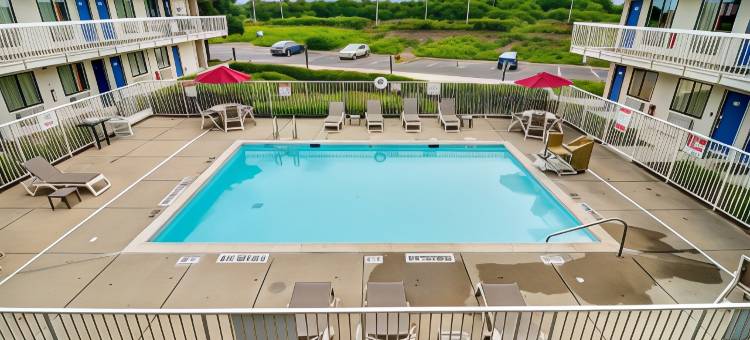 艾尔克格罗夫村6号汽车旅馆(Motel 6 Elk Grove Village, IL)图片