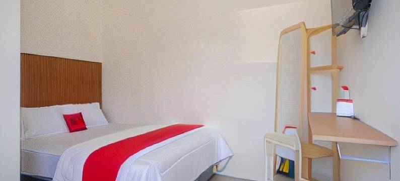 RedDoorz Near Laweyan Gentan图片