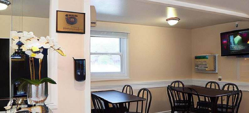 骑士酒店-安普赖尔(Knights Inn Arnprior)图片