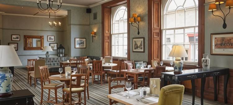 布兰特里白鹿酒店 - 格林国王旅馆(White Hart Hotel by Greene King Inns)图片