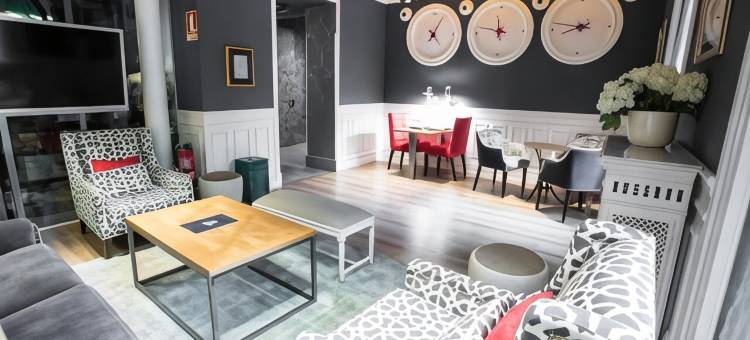 利尔塔德广场小皇宫酒店(Petit Palace Lealtad Plaza)图片