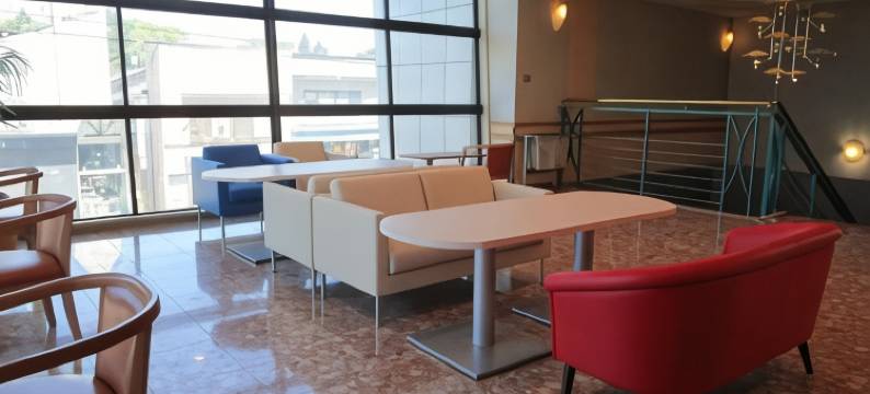 皇家附楼酒店(Annex Royal Hotel)图片