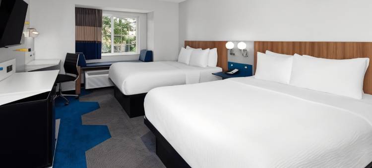 简斯维尔麦客达套房酒店(Microtel Inn & Suites by Wyndham Janesville)图片