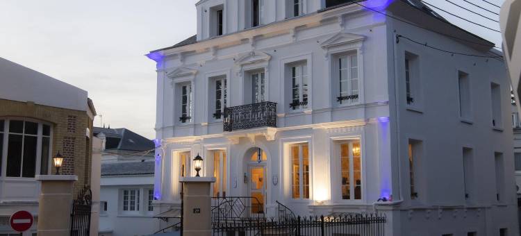 Logis 酒店拉邦纳德雷斯(Hotel de Charme la Bonne Adresse - Logis de France)图片