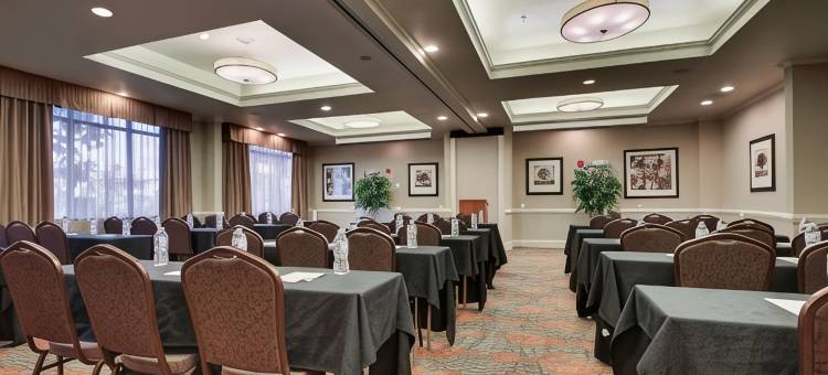 希尔顿欢朋酒店-华纳罗宾(Hampton Inn Warner Robins)图片