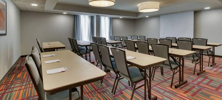 圣路易斯阿诺德梨树酒店(Pear Tree Inn St. Louis - Arnold)图片