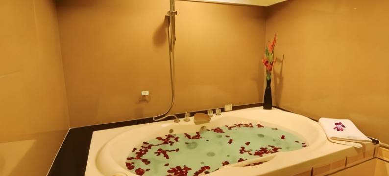 拉差布里西方大酒店(Westerngrand Hotel Ratchaburi)图片