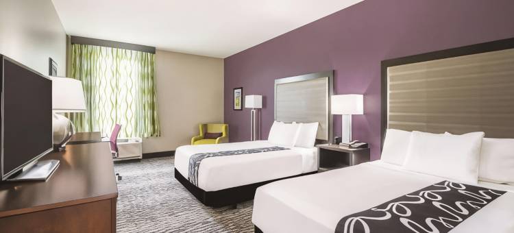 拉昆塔温德姆酒店套房克利夫顿公园/萨拉托加地区(La Quinta Inn & Suites by Wyndham Clifton Park/Saratoga Area)图片