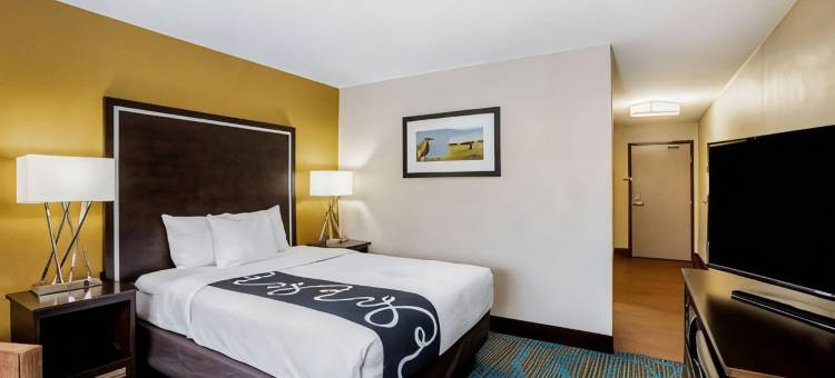 恩波里亚拉昆塔温德姆套房酒店(La Quinta Inn & Suites by Wyndham Emporia)图片