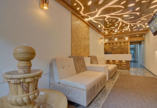 Hotel Amisha InternationalHotel Overview