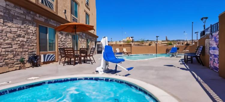 商业公园路贝斯特韦斯特优质套房酒店(Best Western Plus New Barstow Inn  Suites)图片