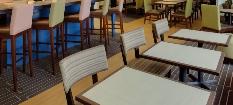 匹兹堡机场欢朋酒店(Hampton Inn Pittsburgh-Airport)图片