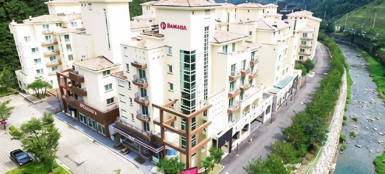 华美达太白酒店(Ramada Taebaek Hotel)图片