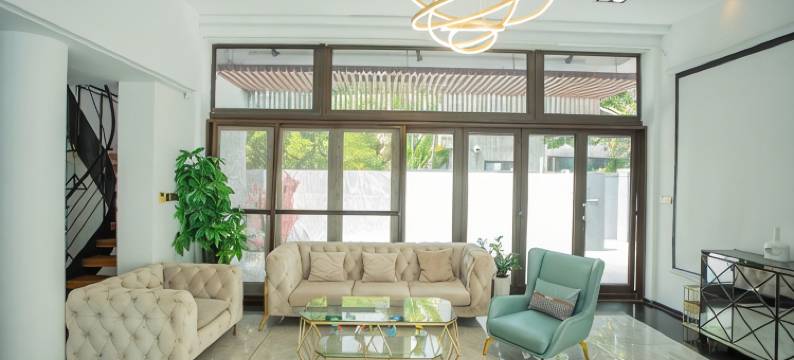 高端接待小优度假别墅(小东海路分店)图片