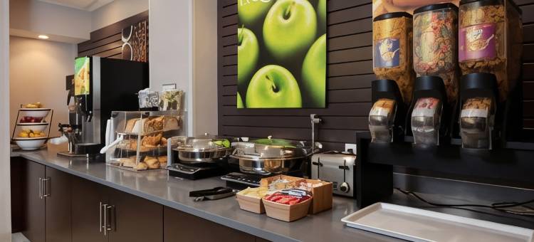 纽约市中央公园拉昆塔温德姆套房酒店(La Quinta by Wyndham New York City Central Park)图片