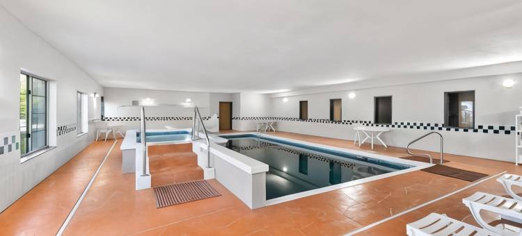 堪萨斯托皮卡西丽怡酒店(Country Inn & Suites by Radisson, Topeka West, KS)图片