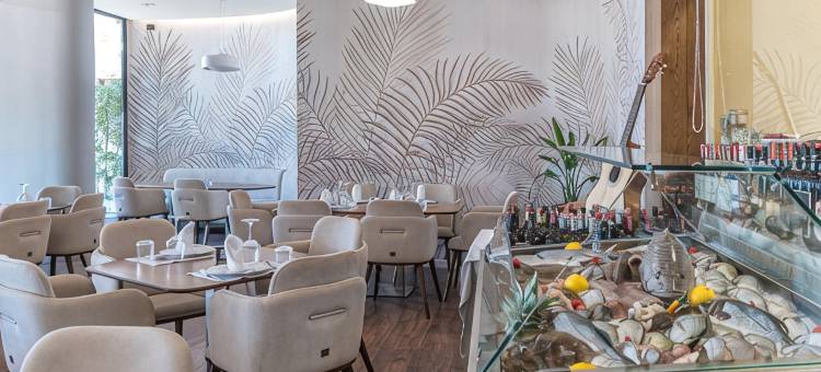 游艇酒店(Yacht Hotel)图片
