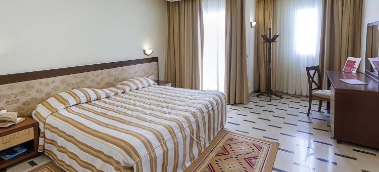 托泽尔艾尔姆哈迪酒店(El Mouradi Tozeur)图片