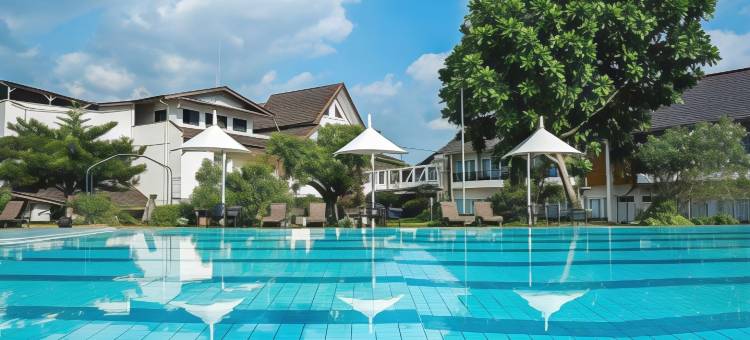Front One Resort Magelang图片