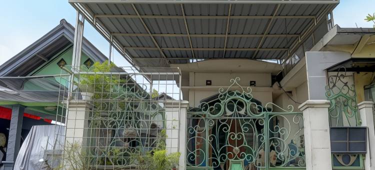 OYO 93870 达迈宾馆西里布(OYO 93870 Damai Guest House Cirebon)图片