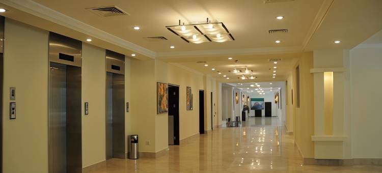 塔什干温德姆华美达酒店(Ramada by Wyndham Tashkent)图片