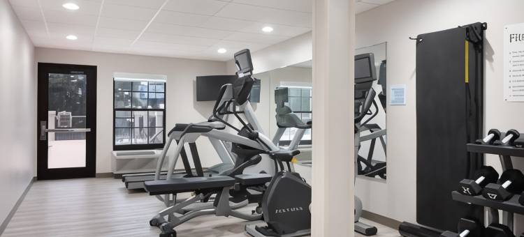 智选假日套房酒店莫尔黑德城(Holiday Inn Express & Suites Morehead City)图片