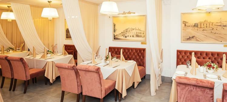 科托洛索酒店(Kotorosl Hotel)图片