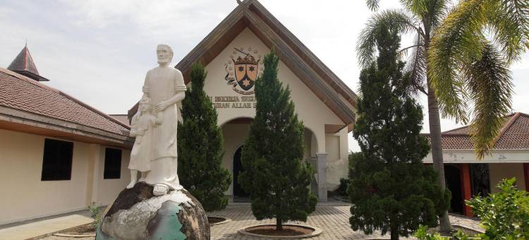 帕朗卡拉亚艾玛利斯酒店(Amaris Hotel Palangkaraya)图片