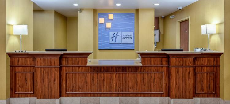 智选假日套房酒店草地滚球场(Holiday Inn Express & Suites Bowling Green)图片