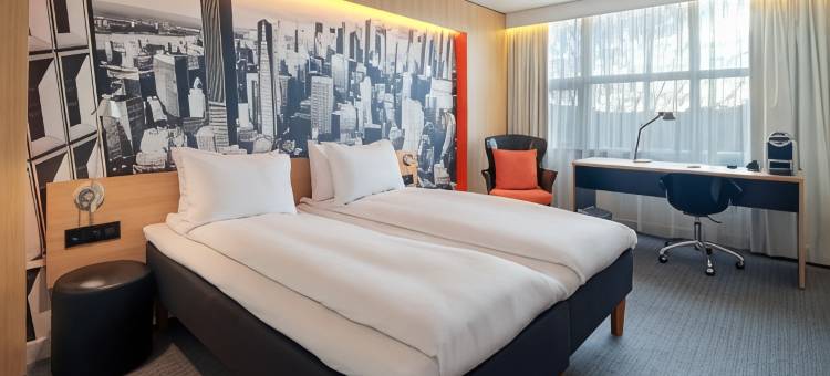 卑尔根机场索恩酒店(Thon Hotel Bergen Airport)图片