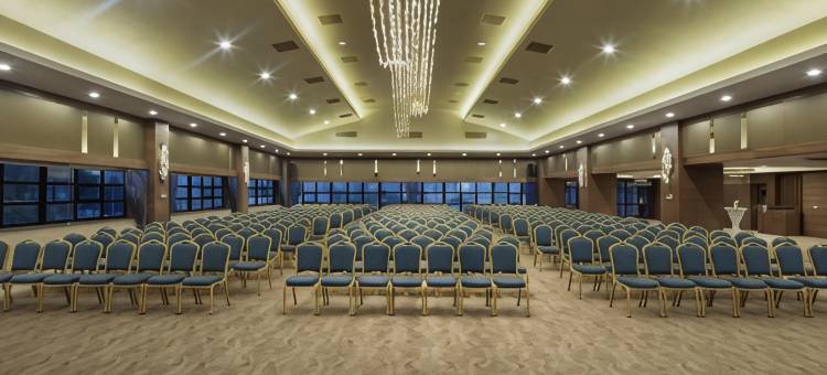 埃拉泽华美达酒店(Ramada by Wyndham Elazig)图片