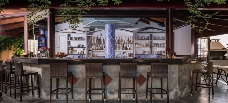尼里亚斯酒店(Nireas Hotel)图片