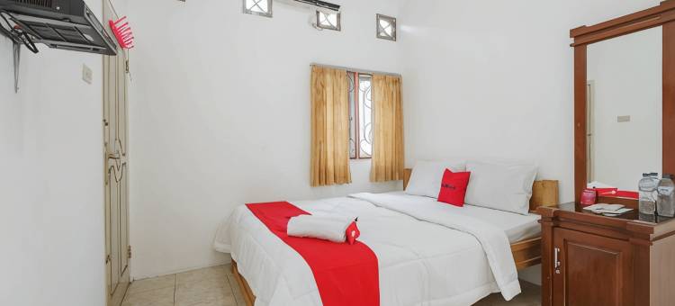 RedDoorz Syariah Near Watervang Lubuk Linggau 2图片