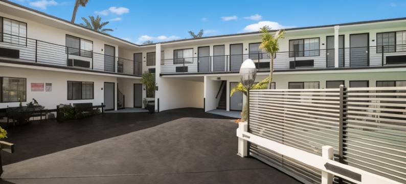 贝斯特韦斯特SureStay精选日落西酒店(Sunset West Hotel, SureStay Collection by Best Western)图片