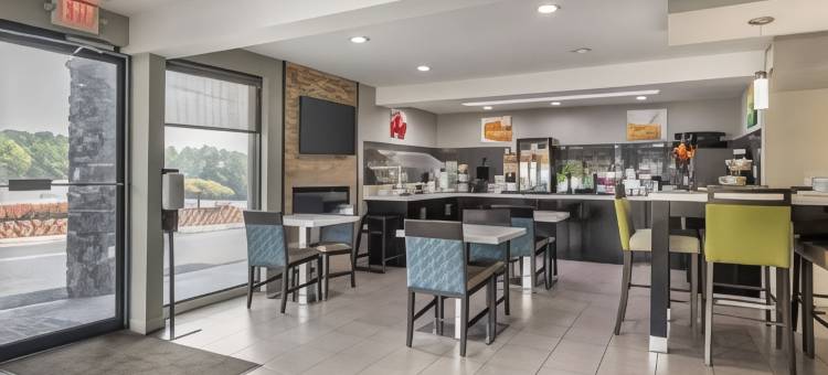 雅典大学区凯艺套房酒店(Quality Inn & Suites Athens University Area)图片