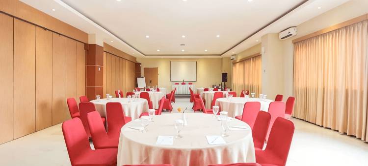 阿尔塔肯卡纳酒店(Hotel Artha Kencana Makassar)图片