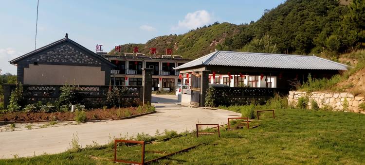 涞源红叶农家院图片