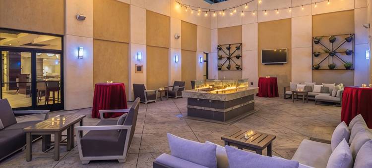 加州州立大学福乐顿市万豪酒店(Fullerton Marriott at California State University)图片