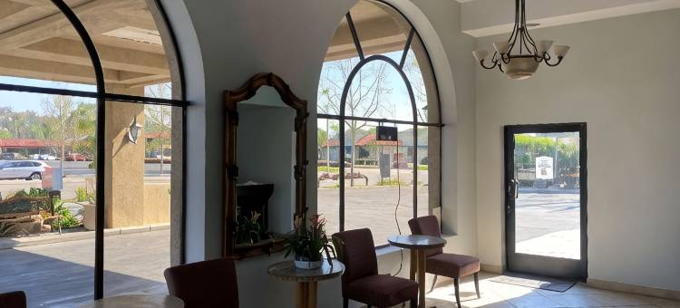 加州,6号汽车旅馆阿纳海姆山丘(Motel 6 Anaheim Hills, CA)图片