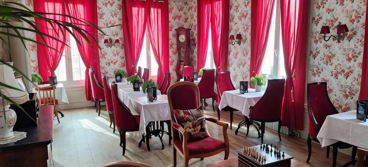 Logis 酒店拉邦纳德雷斯(Hotel de Charme la Bonne Adresse - Logis de France)图片