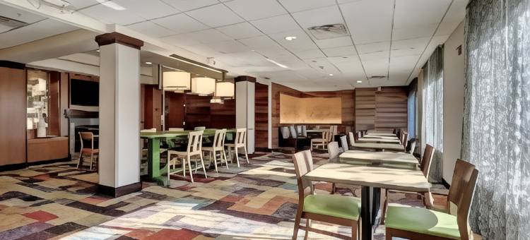 爱迪生-南普莱恩菲尔德万枫酒店及套房(Fairfield Inn & Suites Edison-South Plainfield)图片
