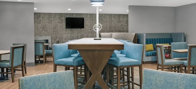 韦斯特菲尔德欢朋酒店(Hampton Inn Westfield)图片